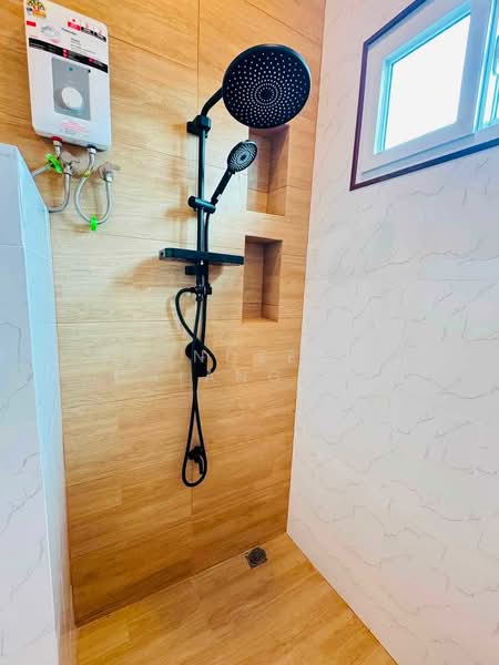 A house for rent near Big C Mae Hia, Chiang Mai Rental Price: 22,000THB/month Property ID: No.9H1075, Chiang Mai, San Phak Wan, Hang Dong, Chiang Mai, 4 Bedrooms, 150 sqm, Single Detached House For Rent, by Baandeedee Chiangmai, 500412462 - DDproperty.com
