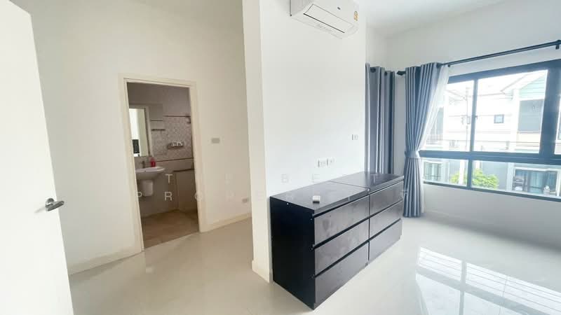 ศรีเทพวิลเลจ บางปะกง (Srithep Village Bangpakong), Chachoengsao, Bang Samak, Bang Pakong, Chachoengsao, 4 Bedrooms, 154 sqm, Semi-Detached House (Twin House) For Sale, by The Best Property ที, 500412484 - DDproperty.com