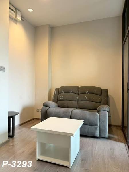 Whizdom Avenue Ratchada-Ladprao, Bangkok, Ladprao Road, Jom Phon, Chatuchak, Bangkok, 1 Bedroom, 31 sqm, Condo For Rent, by Nichaphat Sakunchayapha, 500412501 - DDproperty.com