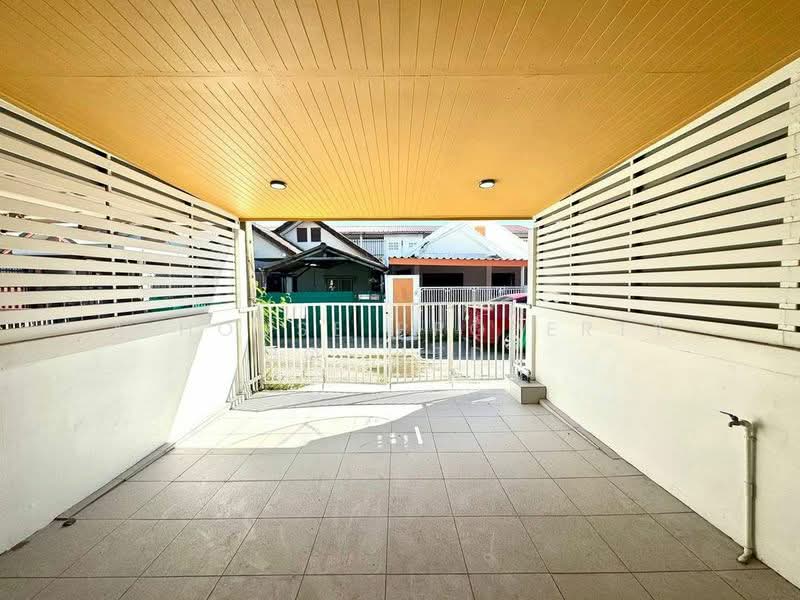 Townhouse for sale in Chakrit Villa, Kao Kilo, Sriracha, Chon Buri (Pattaya), Surasak, Si Racha, Chon Buri (Pattaya), 2 Bedrooms, 72 sqm, Townhouse For Sale, by A House Property Co.,Ltd., 500412533 - DDproperty.com