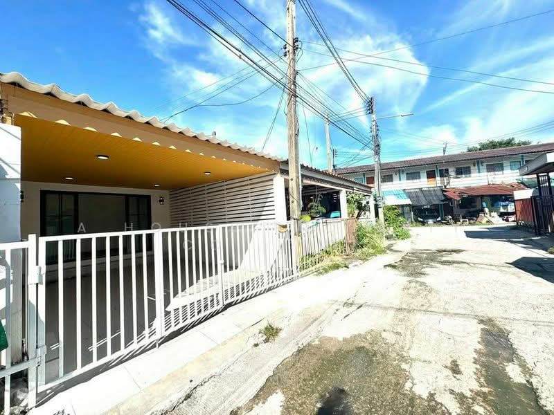 Townhouse for sale in Chakrit Villa, Kao Kilo, Sriracha, Chon Buri (Pattaya), Surasak, Si Racha, Chon Buri (Pattaya), 2 Bedrooms, 72 sqm, Townhouse For Sale, by A House Property Co.,Ltd., 500412533 - DDproperty.com