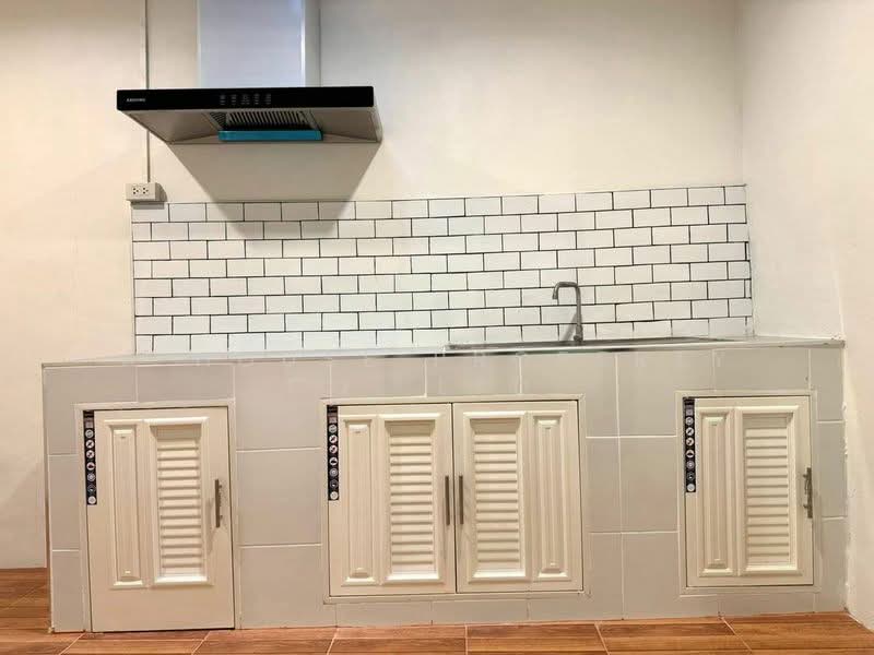 Townhouse for sale in Chakrit Villa, Kao Kilo, Sriracha, Chon Buri (Pattaya), Surasak, Si Racha, Chon Buri (Pattaya), 2 Bedrooms, 72 sqm, Townhouse For Sale, by A House Property Co.,Ltd., 500412533 - DDproperty.com