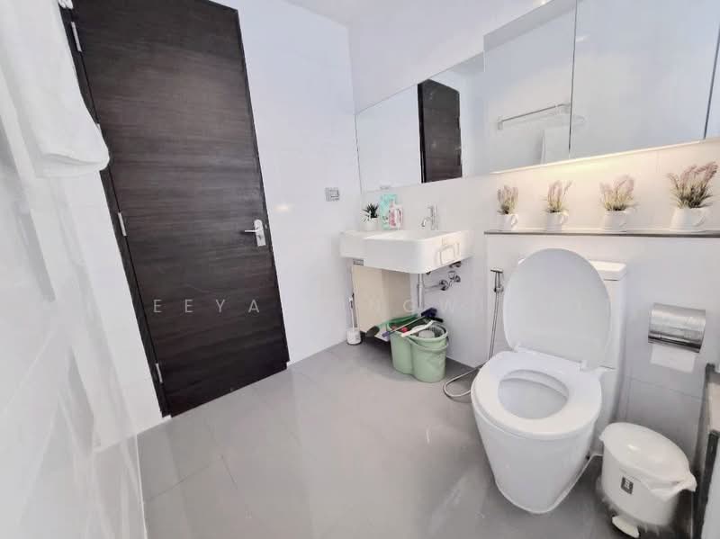 Rhythm Ratchada, Bangkok, 558 Ratchadaphisek Road, Samsen Nok, Huai Khwang, Bangkok, 1 Bedroom, 51 sqm, Condo For Sale, by Areeya Kingwichit, 500412537 - DDproperty.com