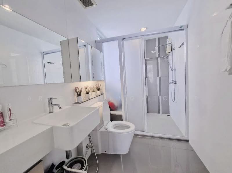 Rhythm Ratchada, Bangkok, 558 Ratchadaphisek Road, Samsen Nok, Huai Khwang, Bangkok, 1 Bedroom, 51 sqm, Condo For Sale, by Areeya Kingwichit, 500412537 - DDproperty.com