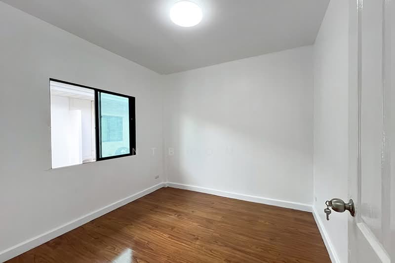 เดอะวิลล่า บางบัวทอง, Nonthaburi, Bang Bua Thong, Nonthaburi, 3 Bedrooms, 130 sqm, Townhouse For Sale, by NTBHOME, 500412648 - DDproperty.com