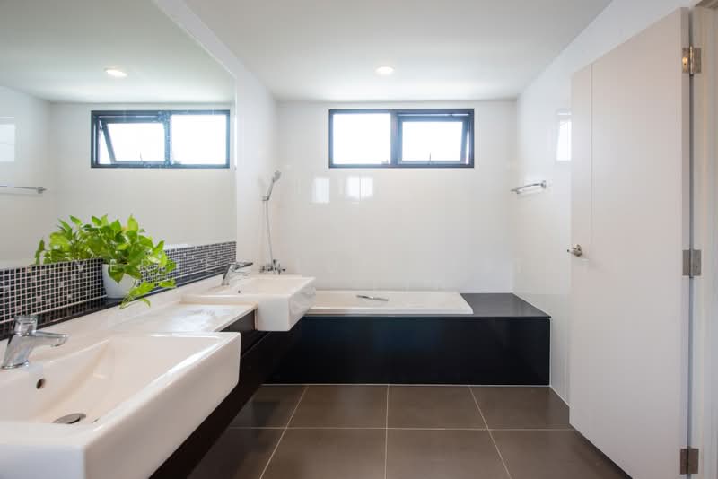 The City Ratchaphruek-Suanphak, Nonthaburi, Bang Kruai - Krungnon, Mahasawat, Bang Kruai, Nonthaburi, 5 Bedrooms, 375 sqm, Single Detached House For Rent, by Vertex Luxe Estate Co.,LTD, 500412656 - DDproperty.com