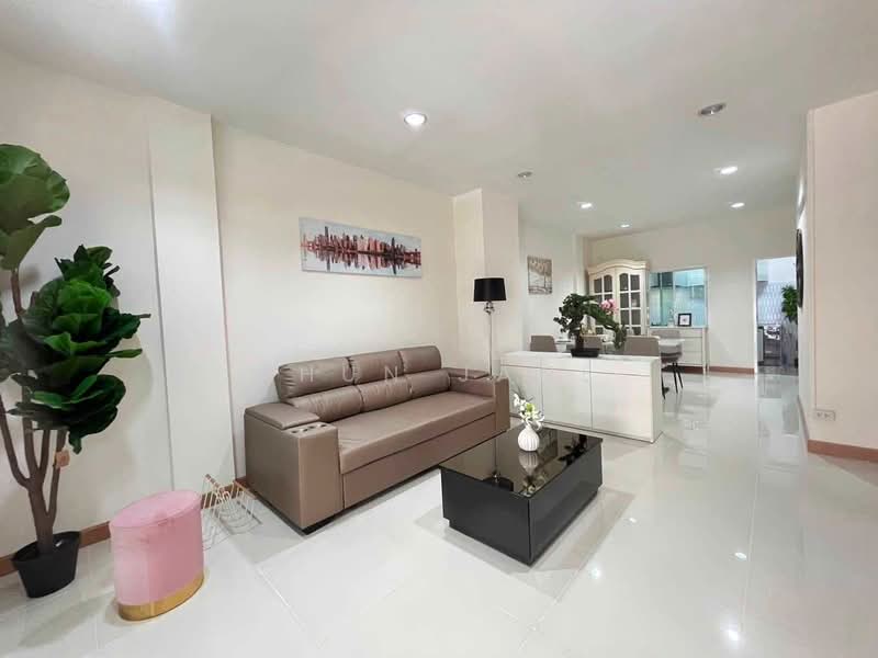 Grandity Sathupradit 2, Bangkok, Sathupradit Road, Bang Klo, Bang Kho Laem, Bangkok, 4 Bedrooms, 200 sqm, Townhouse For Rent, by Khun Jane, 500412663 - DDproperty.com