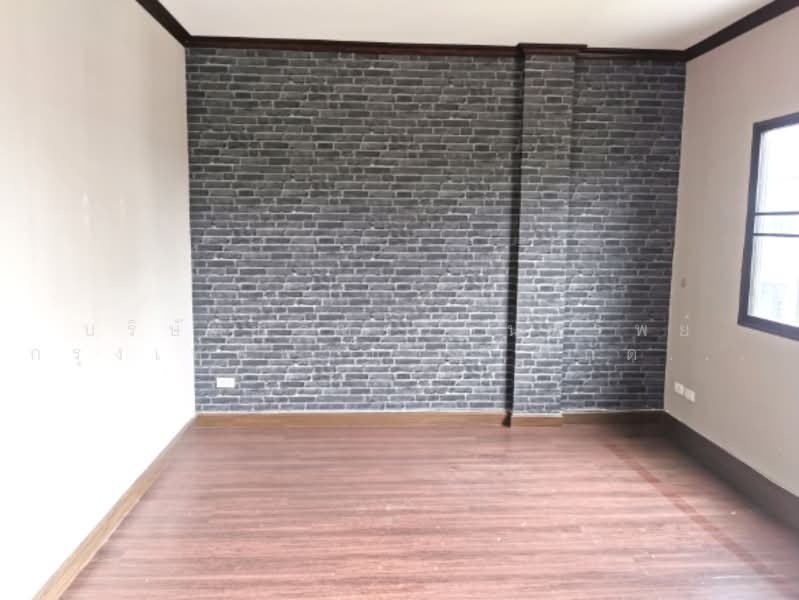 Living Residence Rangsit-Ratchaphruek : ลิฟวิ่ง เรสซิเดนซ์ รังสิต-ราชพฤกษ์, ปทุมธานี, 85 ลิฟวิ่งเรสซิเดนซ์ 96 เฟส1 ซ. 3, บางพูน, เมืองปทุมธานี, ปทุมธานี, 176 ตร.ม., ทาวน์เฮ้าส์ ขาย, โดย บริษัทบริหารสินทรัพย์ กรุงเทพพาณิชย์ จำกัด มหาชน ., 500412666 - DDproperty.com