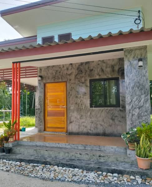 บ้านเดี่ยวพร้อมที่ดินท่าศาลา นครศรีธรรมราช, Nakhon Si Thammarat, Tha Khun, Tha Sala, Nakhon Si Thammarat, 1 Bedroom, 100 sqm, Single Detached House For Sale, by The Best Property เบล, 500412671 - DDproperty.com