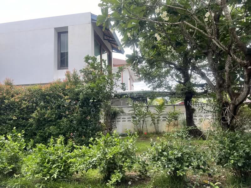 Lanna Ville Chiang Mai 5BR House for Rent Near Ruamchok Market, Chiang Mai, San Phi Sua, Muang Chiang Mai, Chiang Mai, 5 Bedrooms, 392 sqm, Single Detached House For Rent, by Fazwaz (Thailand) Co., Ltd., 500412716 - DDproperty.com