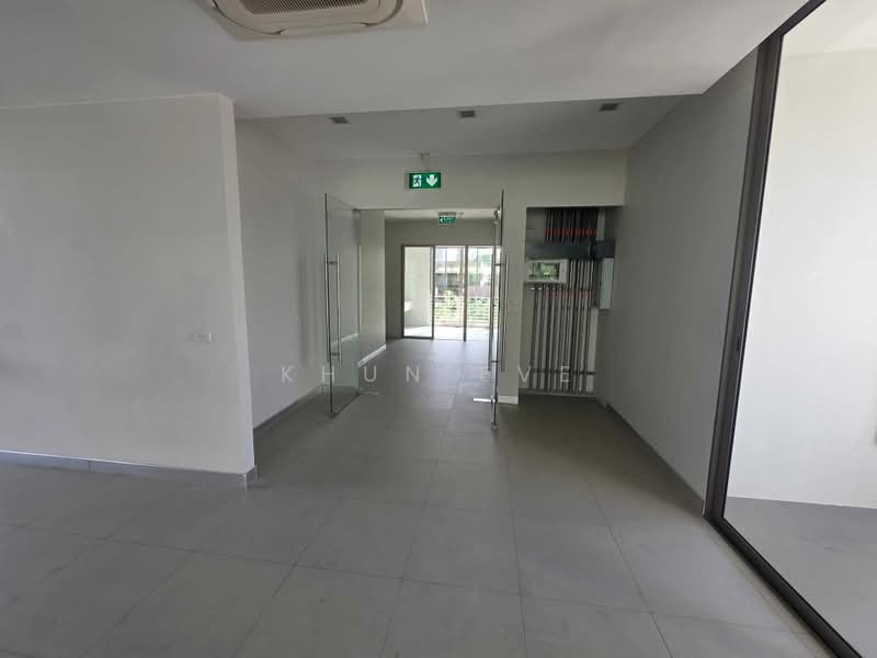 Office Building for Rent on Surawong RD Si Phraya with elevator Parking for 10 Cars (SPSEVE2085 ), Bangkok, มหาเศรษฐ์, Si Phraya, Bang Rak, Bangkok, , 1,200 sqm, Office Space For Rent, by Khun Eve, 500412747 - DDproperty.com