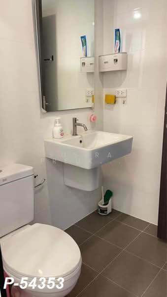 The Base Park East Sukhumvit 77, Bangkok, 99 Soi Pridi Banomyong 2, Phra Kanong Nua, Watthana, Bangkok, 1 Bedroom, 31 sqm, Condo For Rent, by Susira Prueksawun, 500412766 - DDproperty.com