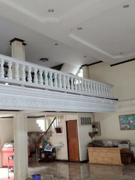 🏢 ขายอาคารพาณิชย์ 2 คูหา ทำเลทองใจกลางเมืองอ่างทอง เพียง 9.8 ล้านบาท, Ang Thong, Talat Luang, Muang Ang Thong, Ang Thong, 6 Bedrooms, 200 sqm, Townhouse For Sale, by Kanueng Noppornpitak, 500412772 - DDproperty.com