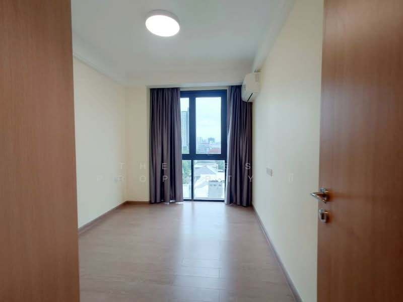 Regal Sathon-Naradhiwas, Bangkok, Naradhiwas Rajanagarindra Road, Thung Maha Mek, Sathon, Bangkok, 1 Bedroom, 35 sqm, Condo For Sale, by The Best Property บี, 500412788 - DDproperty.com