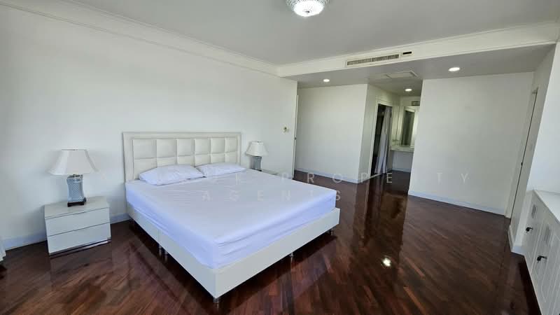 Ruamsuk Condominium, Bangkok, 12 Soi Athakravi, Khong Tan, Khlong Toei, Bangkok, 3 Bedrooms, 325 sqm, Condo For Rent, by BANGKOK PROPERTY AGENTS, 500412797 - DDproperty.com