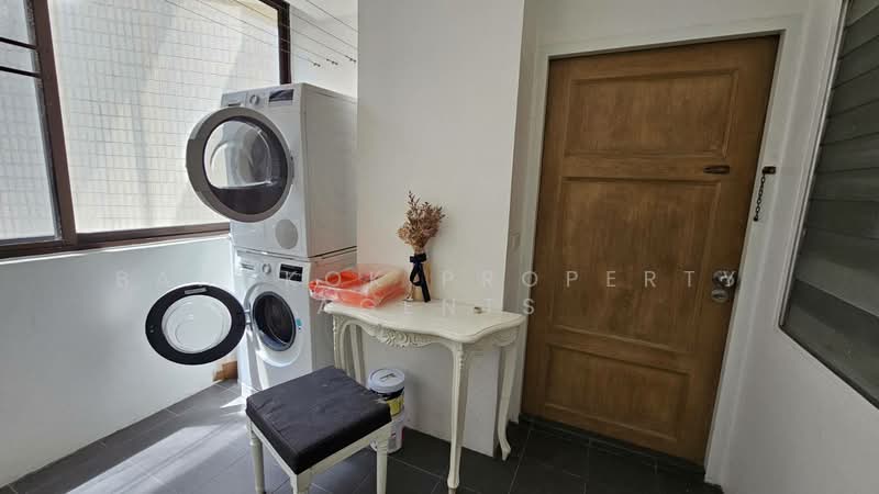 Ruamsuk Condominium, Bangkok, 12 Soi Athakravi, Khong Tan, Khlong Toei, Bangkok, 3 Bedrooms, 325 sqm, Condo For Rent, by BANGKOK PROPERTY AGENTS, 500412797 - DDproperty.com