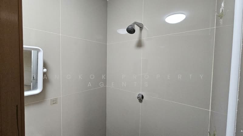 Ruamsuk Condominium, Bangkok, 12 Soi Athakravi, Khong Tan, Khlong Toei, Bangkok, 3 Bedrooms, 325 sqm, Condo For Rent, by BANGKOK PROPERTY AGENTS, 500412797 - DDproperty.com