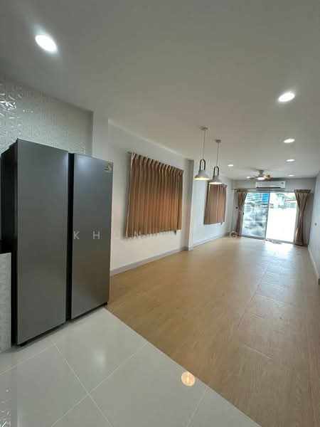 For Rent | Newly Renovated Semi-Detached House | On Nut 40 (SPSMG66), Bangkok, ซอยอ่อนนุช 40, Suan Luang, Bangkok, 3 Bedrooms, 184 sqm, Semi-Detached House (Twin House) For Rent, by Khun Ming, 500412816 - DDproperty.com