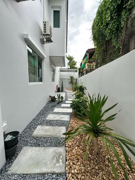 For Rent | Newly Renovated Semi-Detached House | On Nut 40 (SPSMG66), Bangkok, ซอยอ่อนนุช 40, Suan Luang, Bangkok, 3 Bedrooms, 184 sqm, Semi-Detached House (Twin House) For Rent, by Khun Ming, 500412816 - DDproperty.com