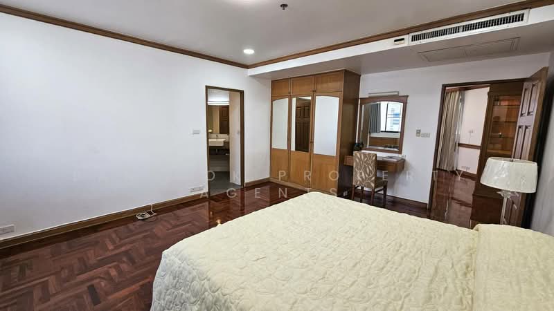 Ruamsuk Condominium, Bangkok, 12 Soi Athakravi, Khong Tan, Khlong Toei, Bangkok, 3 Bedrooms, 350 sqm, Condo For Rent, by BANGKOK PROPERTY AGENTS, 500412825 - DDproperty.com