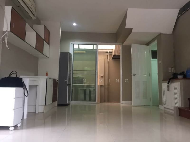 ให้เช่าทาวน์โฮม 3 ชั้น | พัฒนาการ ซอย 41 (SPSMG67), กรุงเทพ, พัฒนาการ ซอย 41, สวนหลวง, กรุงเทพ, 120 ตร.ม., ทาวน์เฮ้าส์ ให้เช่า, โดย Khun Ming, 500412831 - DDproperty.com
