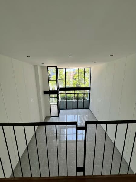 For Rent: The Mixx Preakasa | 4.5-Storey Home Office near BTS Phraek Sa(SPSMG68), Samut Prakan, แพรกษา, Tai Ban Mai, Muang Samut Prakarn, Samut Prakan, 2 Bedrooms, 280 sqm, Townhouse For Rent, by Khun Ming, 500412845 - DDproperty.com