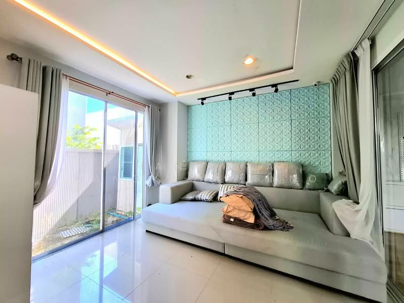 Baranee Park Srinakarin - RomKlao, Bangkok, Romklao Road, Khlong Song Ton Nun, Lat Krabang, Bangkok, 3 Bedrooms, 190 sqm, Single Detached House For Sale, by Thanitcha Kangkasuwanno, 500412874 - DDproperty.com