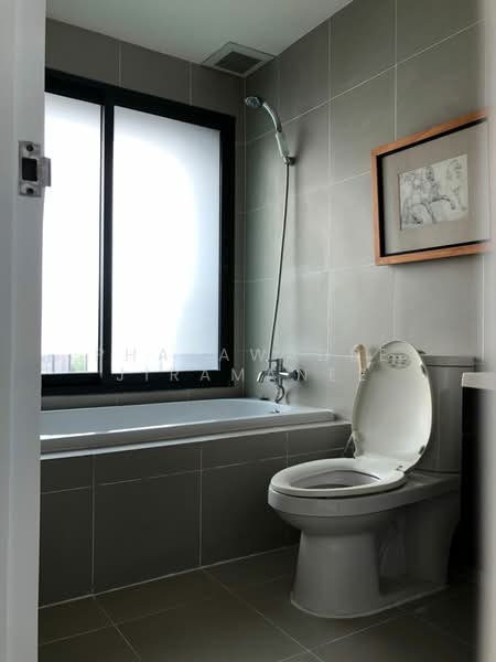 Noble Remix, Bangkok, 772 Soi Sukhumvit 36, Sukhumvit Road, Khong Tan, Khlong Toei, Bangkok, 1 Bedroom, 61 sqm, Condo For Rent, by Phakawadee Jiramanee, 500412881 - DDproperty.com