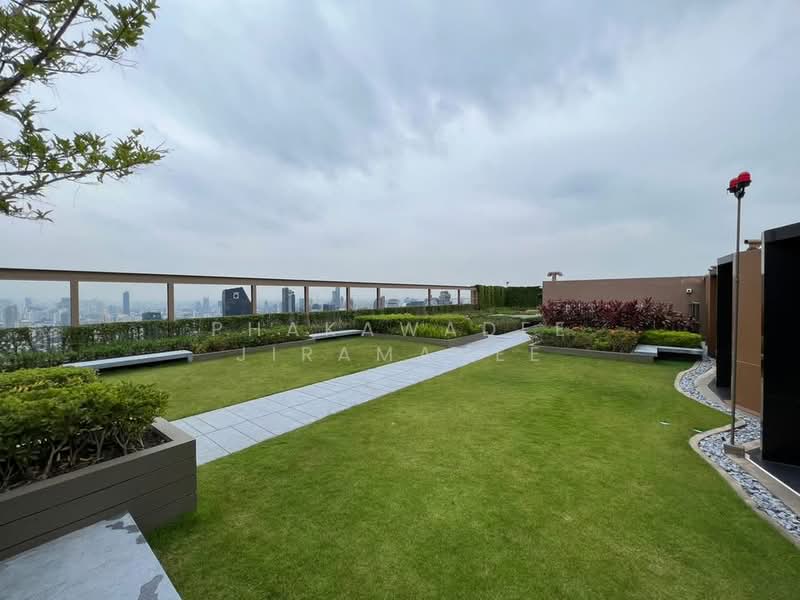 Oka Haus Sukhumvit 36, Bangkok, 3399 Rama 4 Road, Khong Tan, Khlong Toei, Bangkok, 2 Bedrooms, 41 sqm, Condo For Rent, by Phakawadee Jiramanee, 500412888 - DDproperty.com