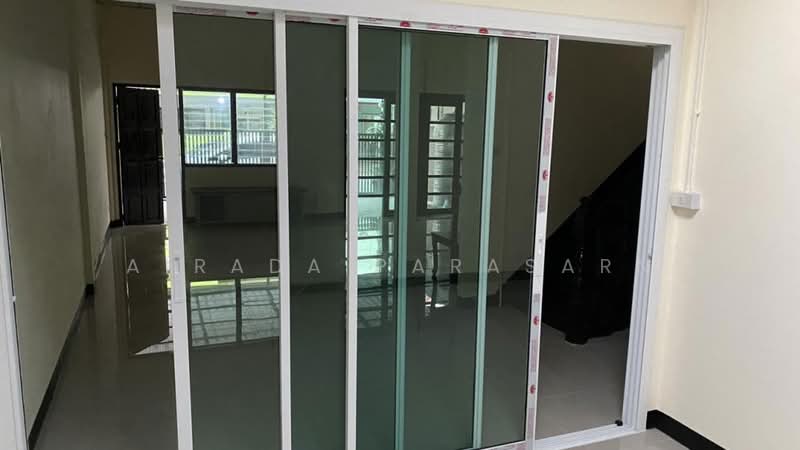 Suetrong Rattanathibet, Nonthaburi, Sai Ma, Muang Nonthaburi, Nonthaburi, 3 Bedrooms, 100 sqm, Townhouse For Rent, by Airada Parasarn, 500412910 - DDproperty.com