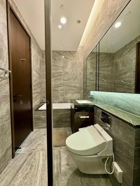 The Esse Sukhumvit 36, Bangkok, Soi Sukhumvit 36, Sukhumvit Road, Phra Kanong, Khlong Toei, Bangkok, 2 Bedrooms, 75 sqm, Condo For Rent, by Simon Decalf, 500413033 - DDproperty.com