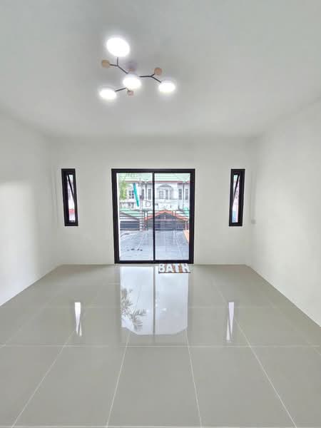 Kanmanee Housing, Nonthaburi, Bang Bua Thong, Nonthaburi, 3 Bedrooms, 100 sqm, Townhouse For Sale, by NR AGENT, 500413062 - DDproperty.com