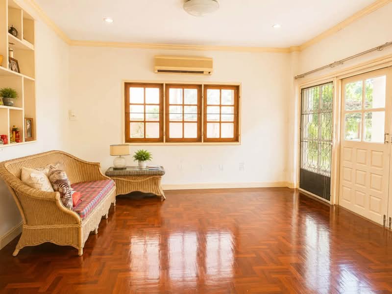 Nakarin Garden Village, Bangkok, Soi Romklao 19/1, Khlong Sam Prawet, Lat Krabang, Bangkok, 4 Bedrooms, 256 sqm, Single Detached House For Sale, by บัวบ้านดี, 500413161 - DDproperty.com