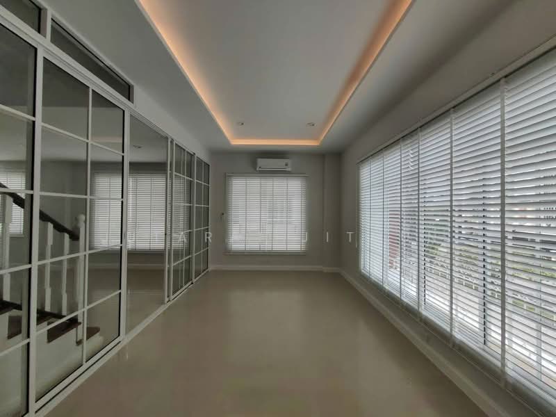 พลัส พาร์ค อเวนิว ลาซาล : Plus Park Avenue Lasalle - Srinakarin, กรุงเทพ, บางนาใต้, บางนา, กรุงเทพ, 320 ตร.ม., ทาวน์เฮ้าส์ ให้เช่า, โดย Jutarat Jitmun, 500413183 - DDproperty.com