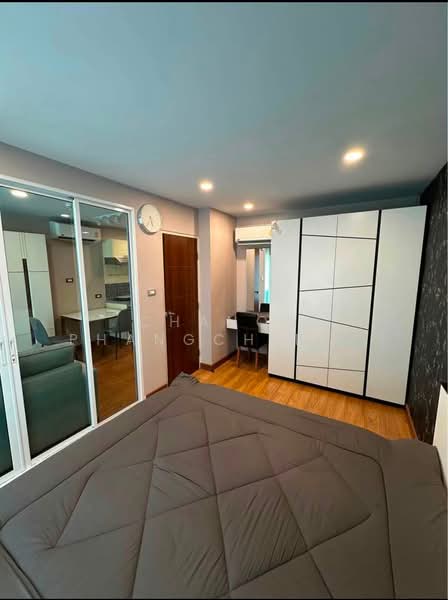Tourmaline Gold Sathorn-Taksin, Bangkok, 14 Charoen Nakhon Rd, Khlong Ton Sai, Khlong San, Bangkok, 1 Bedroom, 40 sqm, Condo For Rent, by Chanon Phangchienghien, 500413198 - DDproperty.com