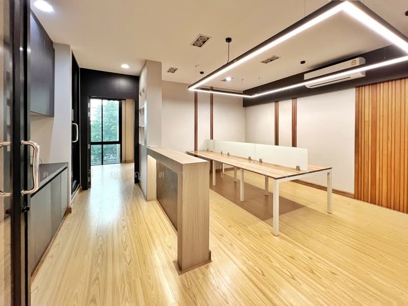The Front Ladprao-Ratchada, Bangkok, Lat Phrao 64 Yaek 4 Rd, Wang Thonglang, Bangkok, 4 Bedrooms, 360 sqm, Townhouse For Sale, by คุณวิญญุดา เหล่าสันน์, 500413202 - DDproperty.com