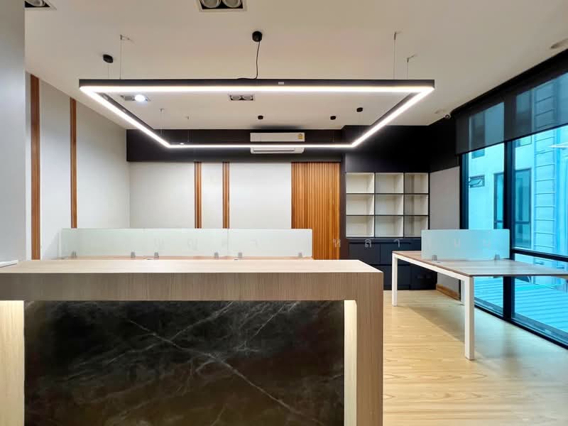 The Front Ladprao-Ratchada, Bangkok, Lat Phrao 64 Yaek 4 Rd, Wang Thonglang, Bangkok, 4 Bedrooms, 360 sqm, Townhouse For Sale, by คุณวิญญุดา เหล่าสันน์, 500413202 - DDproperty.com