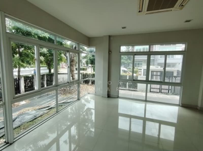NC Royal Pinklao, Bangkok, Thawi Watthana, Bangkok, 4 Bedrooms, 411 sqm, Single Detached House For Sale, by Siripong Iamcharas, 500413223 - DDproperty.com