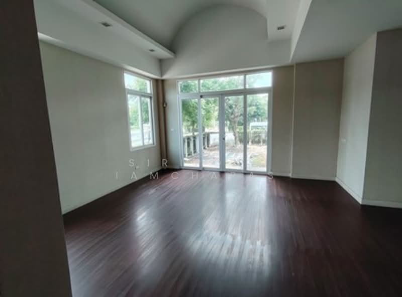 NC Royal Pinklao, Bangkok, Thawi Watthana, Bangkok, 4 Bedrooms, 411 sqm, Single Detached House For Sale, by Siripong Iamcharas, 500413223 - DDproperty.com