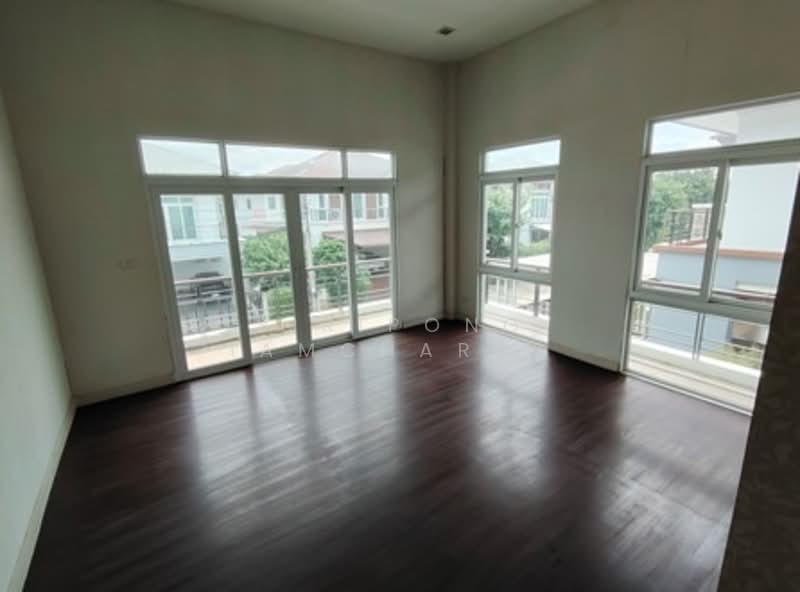 NC Royal Pinklao, Bangkok, Thawi Watthana, Bangkok, 4 Bedrooms, 411 sqm, Single Detached House For Sale, by Siripong Iamcharas, 500413223 - DDproperty.com