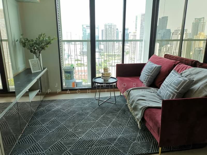 Noble Recole, Bangkok, 77 Soi Sukhumvit 19 Sukhumvit Road, Khlongtoei Nua, Watthana, Bangkok, 2 Bedrooms, 50 sqm, Condo For Rent, by Juthabhorn Uppachit (Amy), 500413272 - DDproperty.com