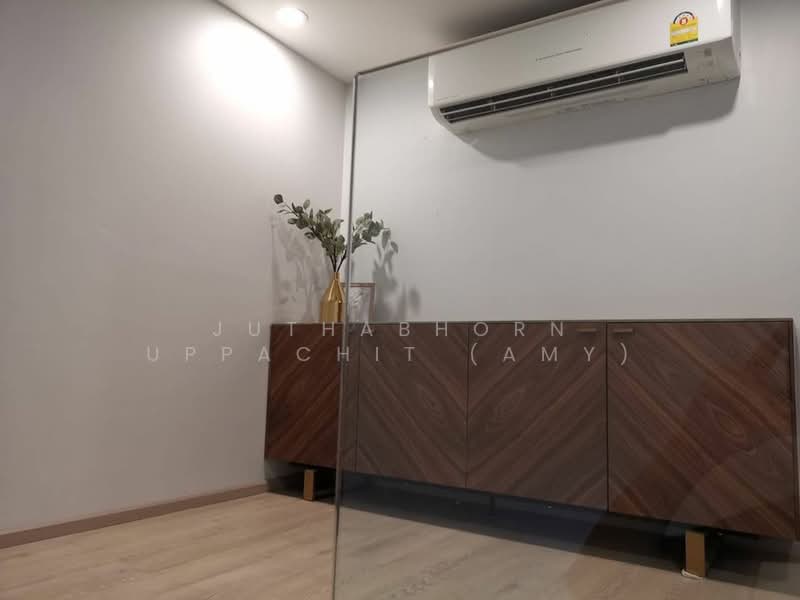 Noble Recole, Bangkok, 77 Soi Sukhumvit 19 Sukhumvit Road, Khlongtoei Nua, Watthana, Bangkok, 2 Bedrooms, 50 sqm, Condo For Rent, by Juthabhorn Uppachit (Amy), 500413272 - DDproperty.com