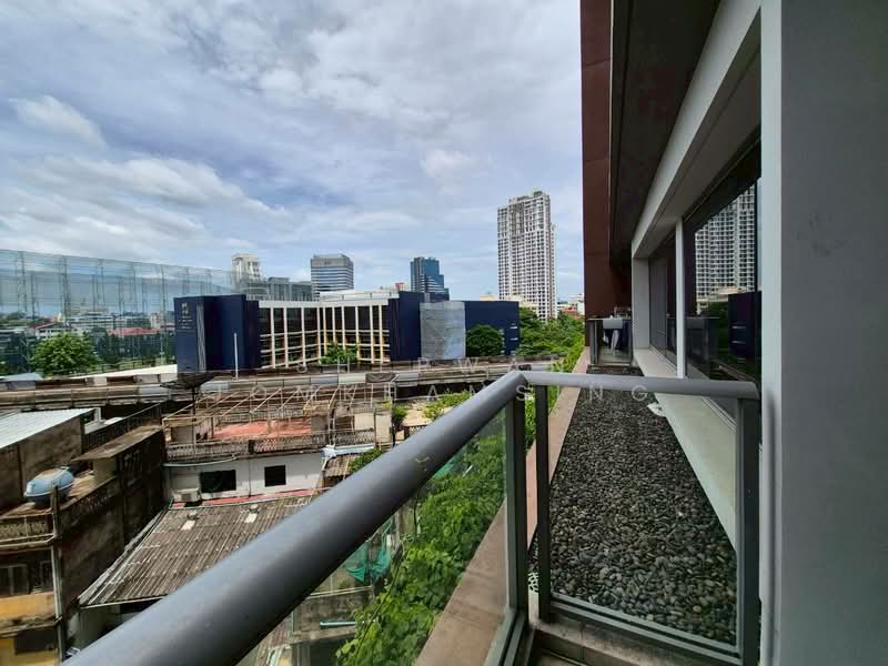 The Lofts Ekkamai, Bangkok, 1415 Sukhumvit Road, Phra Kanong Nua, Watthana, Bangkok, 1 Bedroom, 51 sqm, Condo For Rent, by Sherwan Jomkhamsing, 500413275 - DDproperty.com