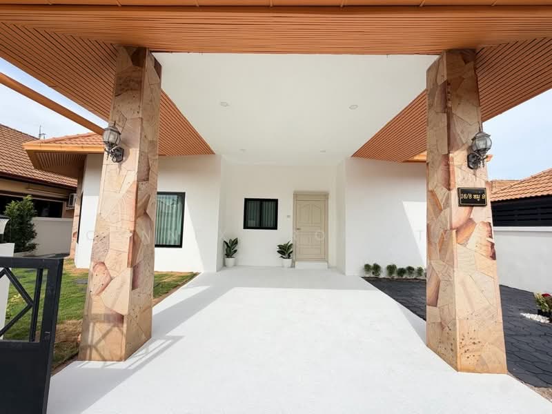 Srisuk Villa Pattaya : ศรีสุข วิลล่า, ชลบุรี, หนองปรือ, บางละมุง, ชลบุรี, 300 ตร.ม., วิลล่า ขาย, โดย Connex Property, 500413293 - DDproperty.com
