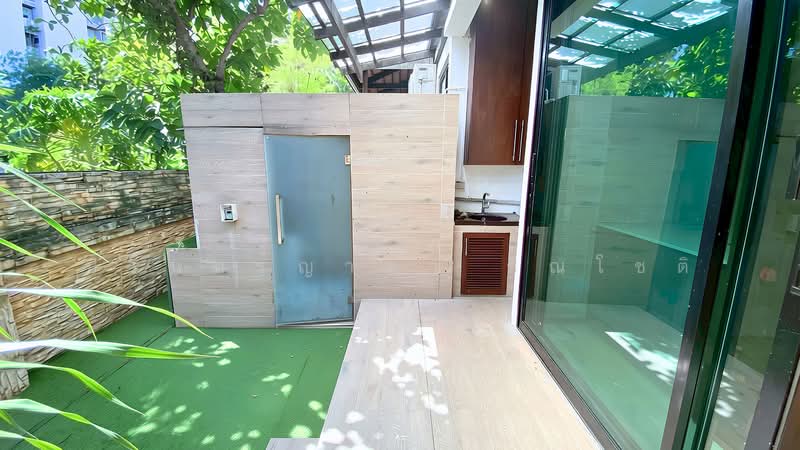 Lotus Point Ekkamai, Bangkok, Phra Kanong Nua, Watthana, Bangkok, 4 Bedrooms, 450 sqm, Townhouse For Rent, by ปรินทร์ญาดา ชิณโชติ, 500413294 - DDproperty.com