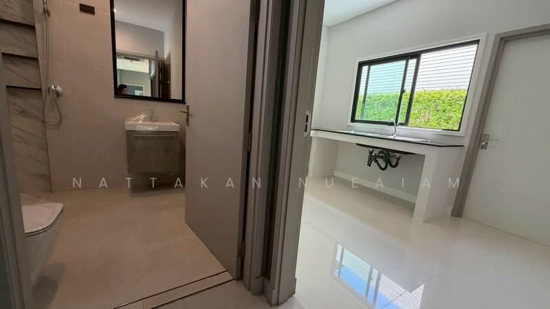 Bangkok Boulevard Signature Ramintra-Watcharapol, Bangkok, Chatu Chot 3 Alley, O-Ngoen, Sai Mai, Bangkok, 5 Bedrooms, 315 sqm, Single Detached House For Sale, by Nattakan nueaiam, 500413296 - DDproperty.com