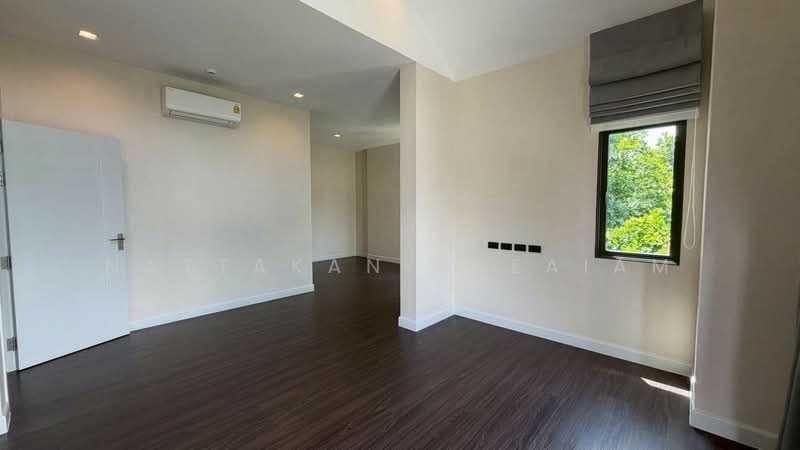 Bangkok Boulevard Signature Ramintra-Watcharapol, Bangkok, Chatu Chot 3 Alley, O-Ngoen, Sai Mai, Bangkok, 5 Bedrooms, 315 sqm, Single Detached House For Sale, by Nattakan nueaiam, 500413296 - DDproperty.com