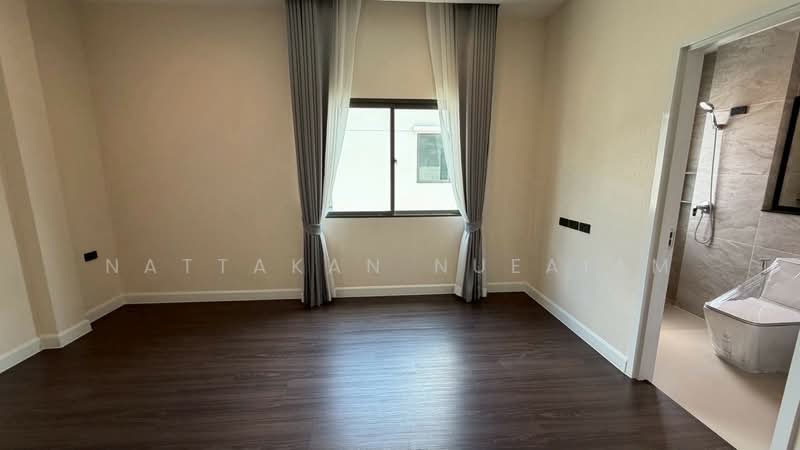 Bangkok Boulevard Signature Ramintra-Watcharapol, Bangkok, Chatu Chot 3 Alley, O-Ngoen, Sai Mai, Bangkok, 5 Bedrooms, 315 sqm, Single Detached House For Sale, by Nattakan nueaiam, 500413296 - DDproperty.com