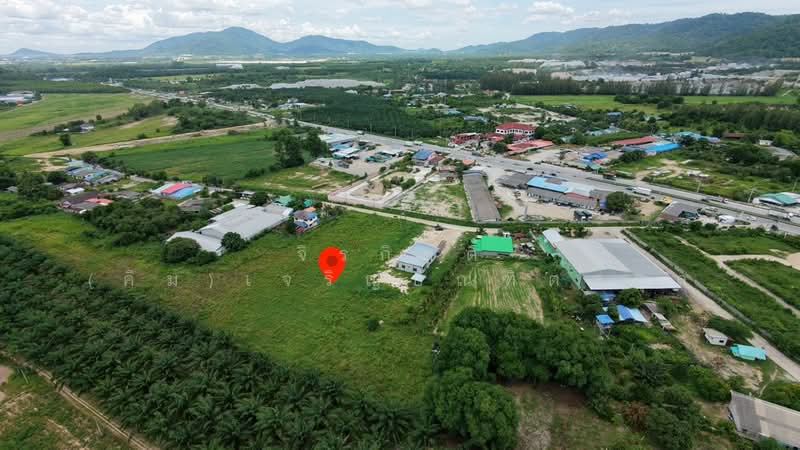 ที่ดินสวย แถมบ้าน ใกล้โลตัสบ้านบึง ถูกกว่าตลาด 25%, Chon Buri (Pattaya), 3138, Ban Bung, Chon Buri (Pattaya), , 9,524 sqm, Land For Sale, by จิรกิตติ์ (คิม)เจริญบัณฑิตสกุล, 500413304 - DDproperty.com