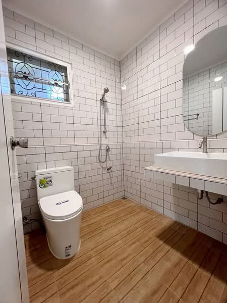 Busarin Rangsit, Pathum Thani, Khu Khot, Lam Luk Ka, Pathum Thani, 3 Bedrooms, 72 sqm, Townhouse For Sale, by ANUCHIT PHOCHAI, 500413327 - DDproperty.com